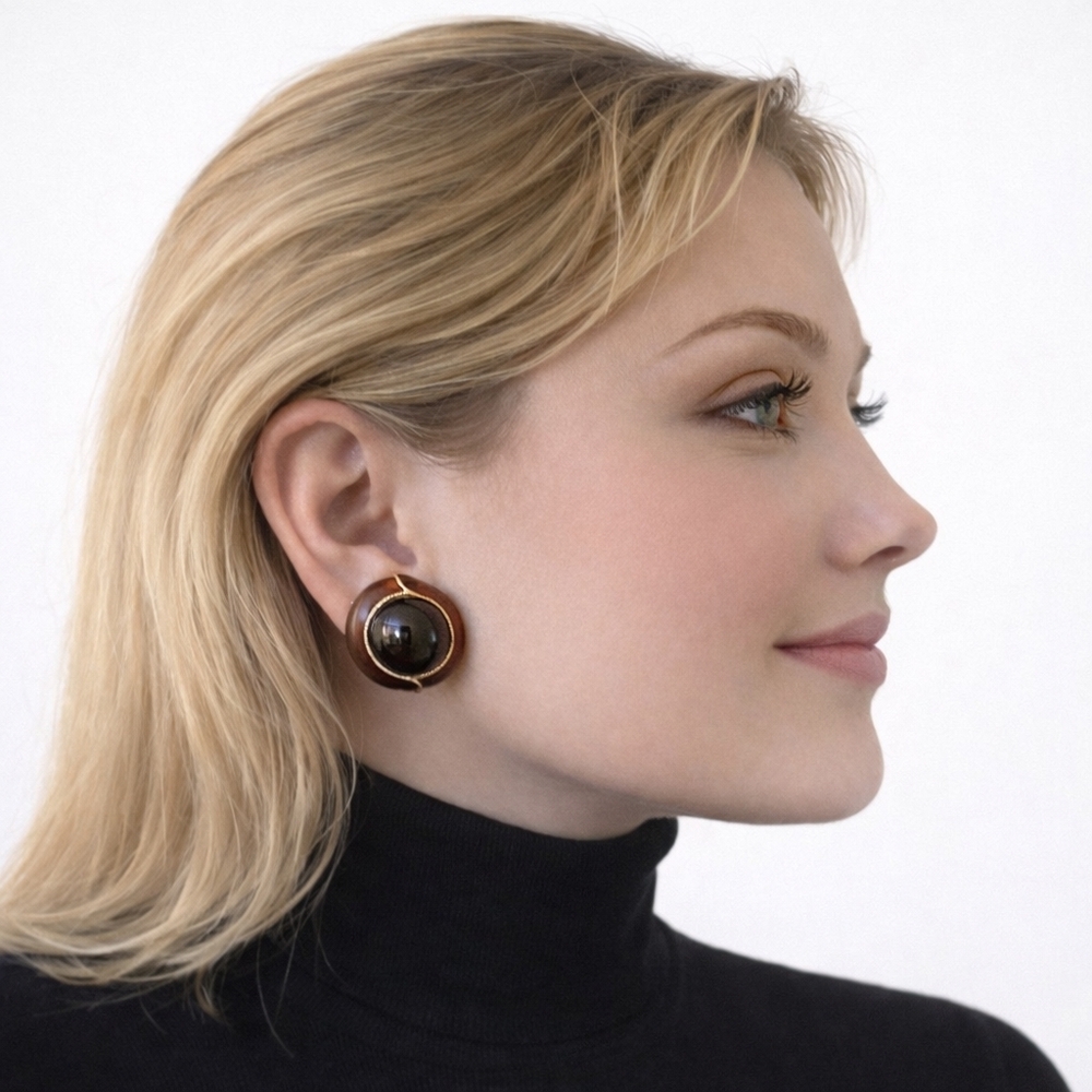 Vintage Ciner Gold Cabochon Clip Earrings Classic Designer Minimalist